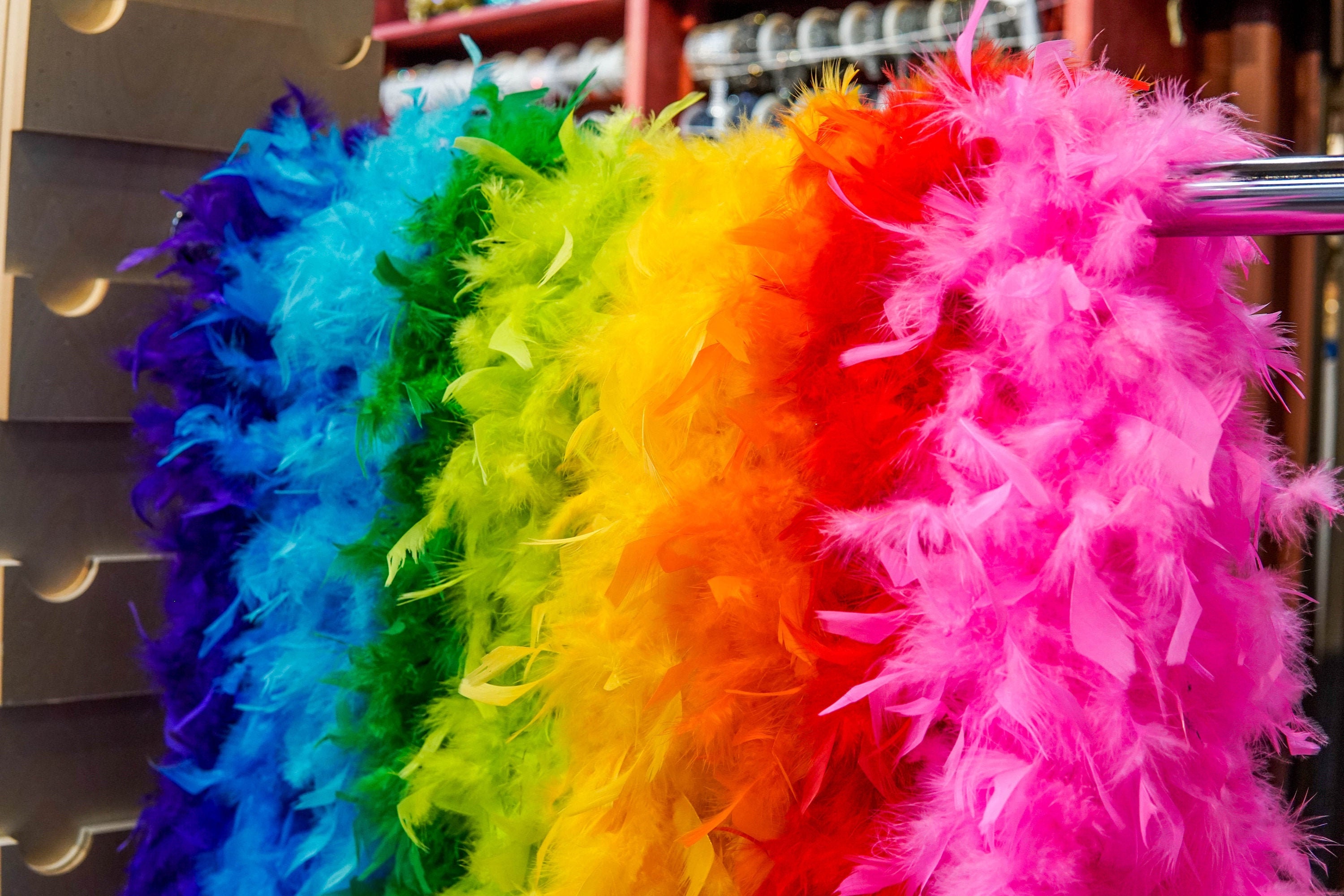 Variety Of Soft And Fluffy Wholesale feather boa bulk_5 