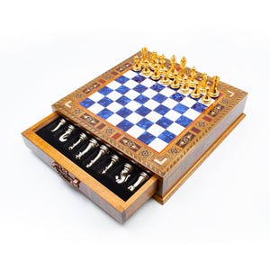 Gepersonaliseerde schaakset met opbergruimte metalen schaakstukken, groot schaakbord met lades voor kerstcadeau volwassenen verjaardagscadeau voor hem