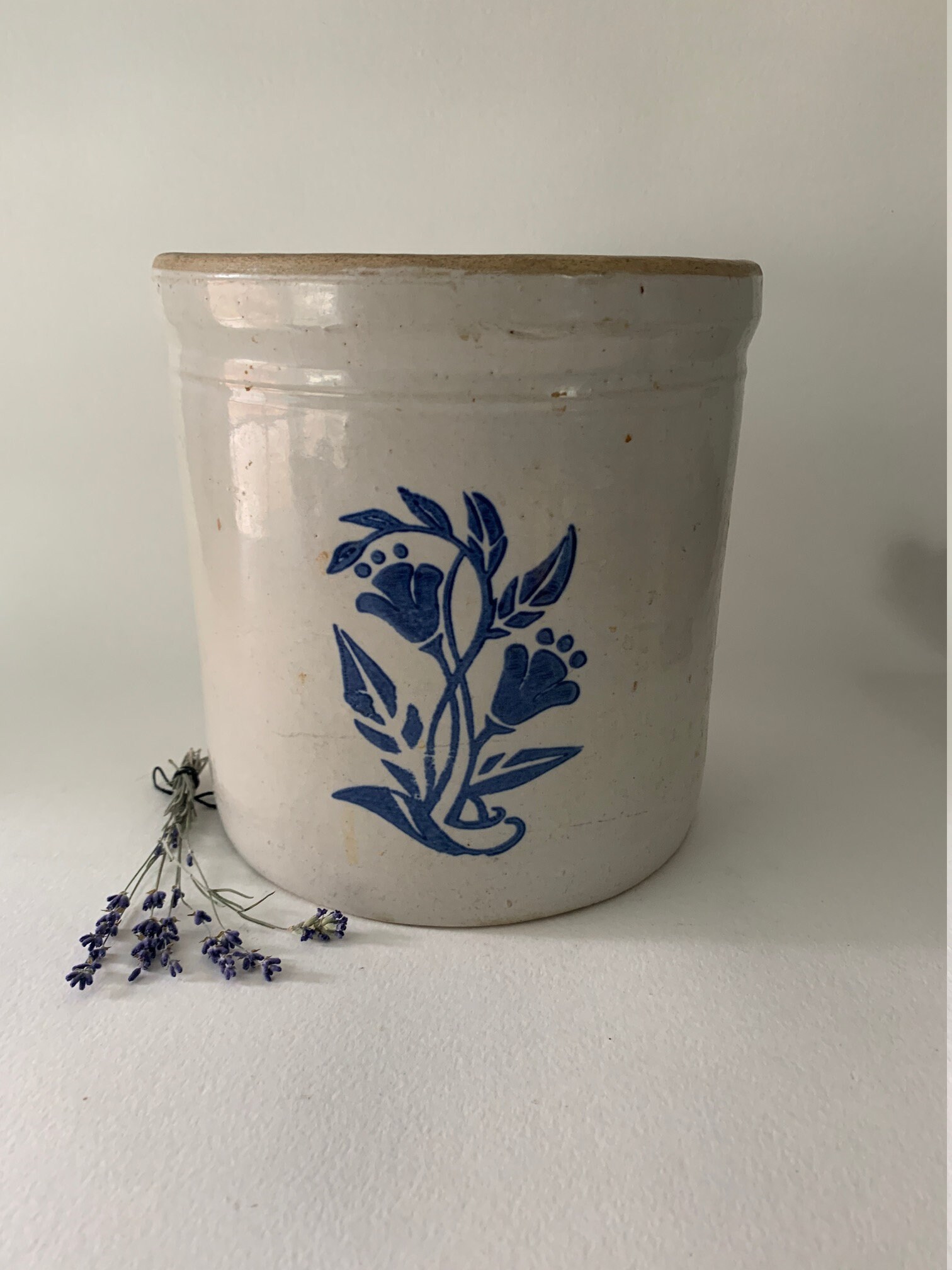 Circa 1870 6 Gallon Midwestern Stoneware Crock with Floral Bouquet #7413