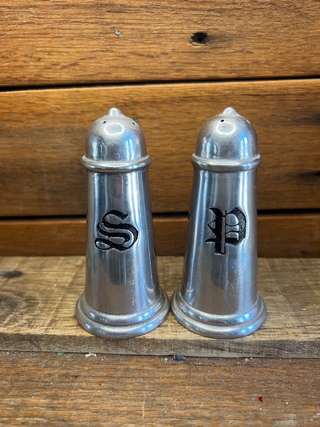 Pewter Wilton Armetale Salt Pepper Shakers Beautiful Vintage Etsy