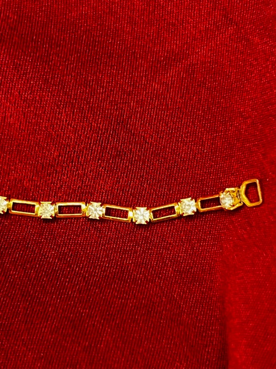 Bracelet Tennis Vintage Américain Années 60 - Cristaux Sur Laiton Doré - Style Rétro