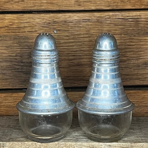 MCM Vintage Atomic Sphere Style Aluminum / Glass Salt & Pepper Shakers
