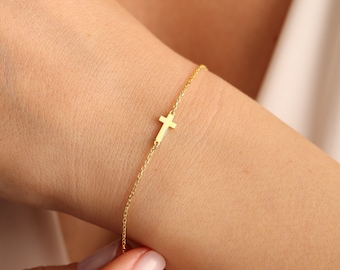 Sterling Silver Tiny Cross Bracelet, Cross Jewelry, Religious Bracelet, Tiny Cross Bracelet, Dainty Cross Jewelry, Christmas Gifts for Women