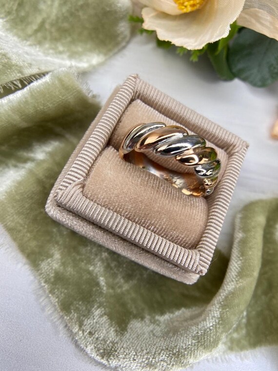 1940’s Retro Platinum and 18k Rose Gold Wide Band - image 4