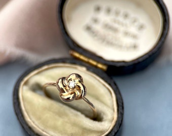 Vintage Love Knot Ring in 14k Yellow Gold