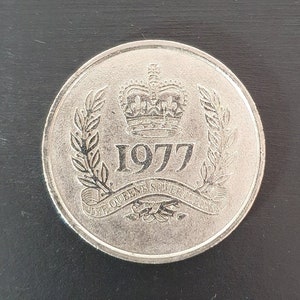 1977 Silver Jubilee Duckhams Collectable Coin/Medallion