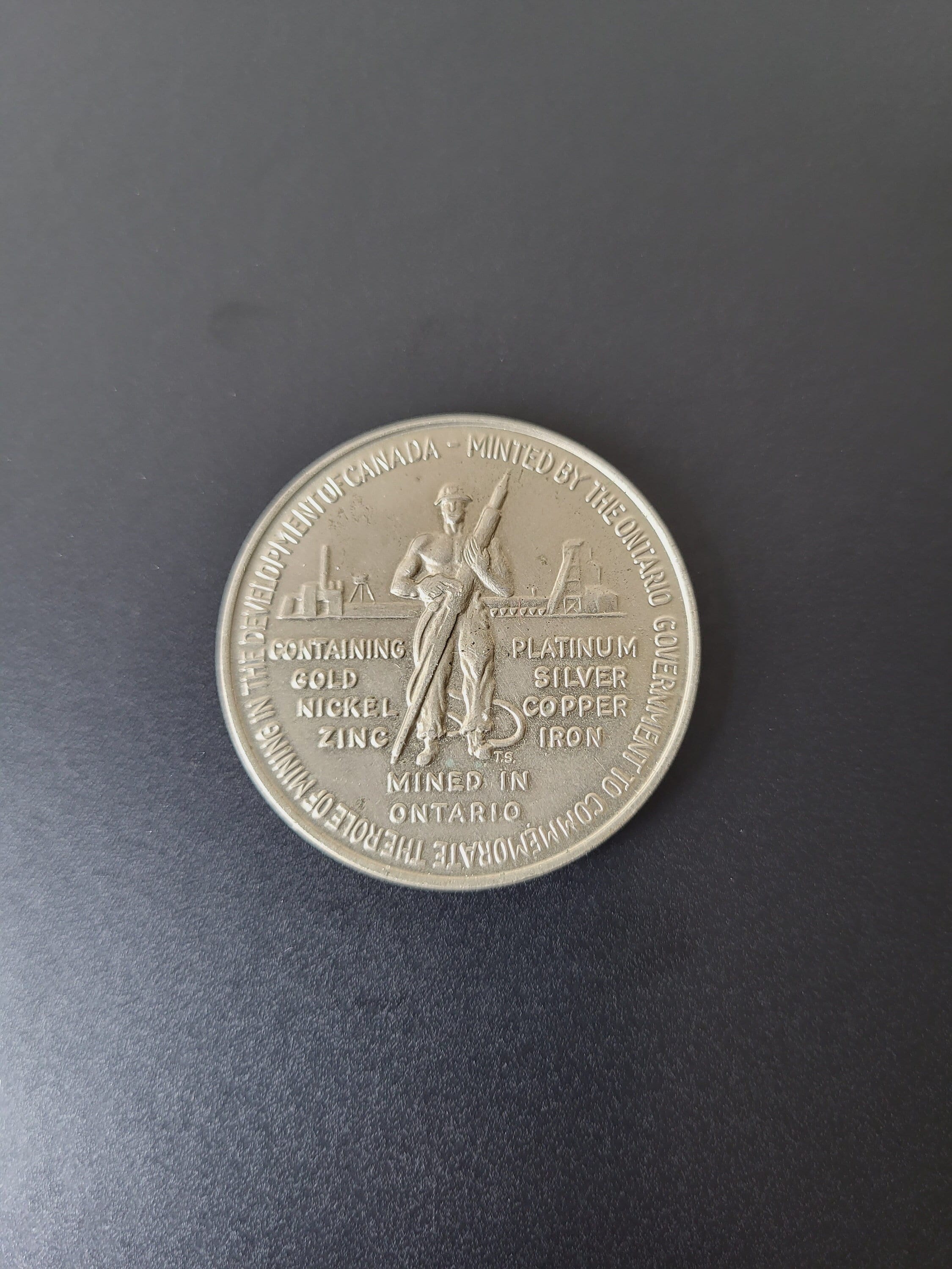 ヨーロッパ記念硬貨  トークン ドイツ記念硬貨 Amazon.co.jp: ドイツ 記念コイン 記念硬貨 金属 十字 金メダル