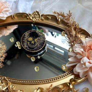 Soporte magnético para Kindle/teléfono con diseño floral de la muerte / Kindles / Tabletas / Teléfonos móviles