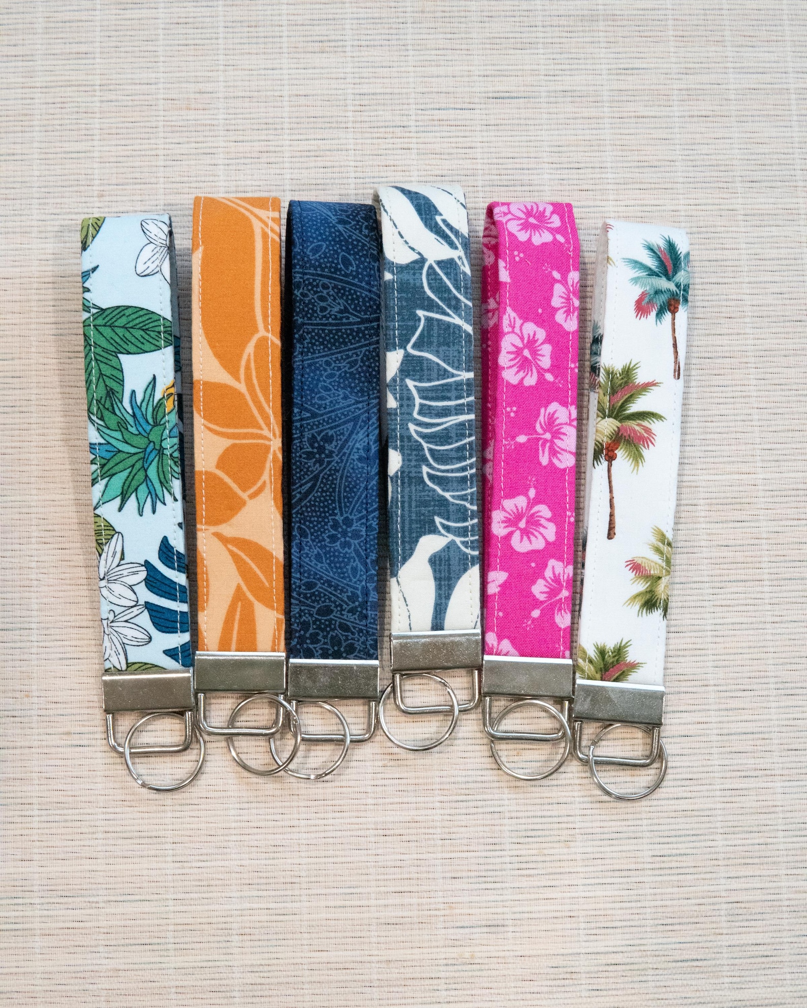 Hawaiian Fabric Keychain Wristlet | Tropical Wrist Keychain | Cute Key ...