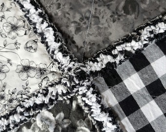 Gothic Quilt Snowflake Black Full-queen Batik Gray - Etsy