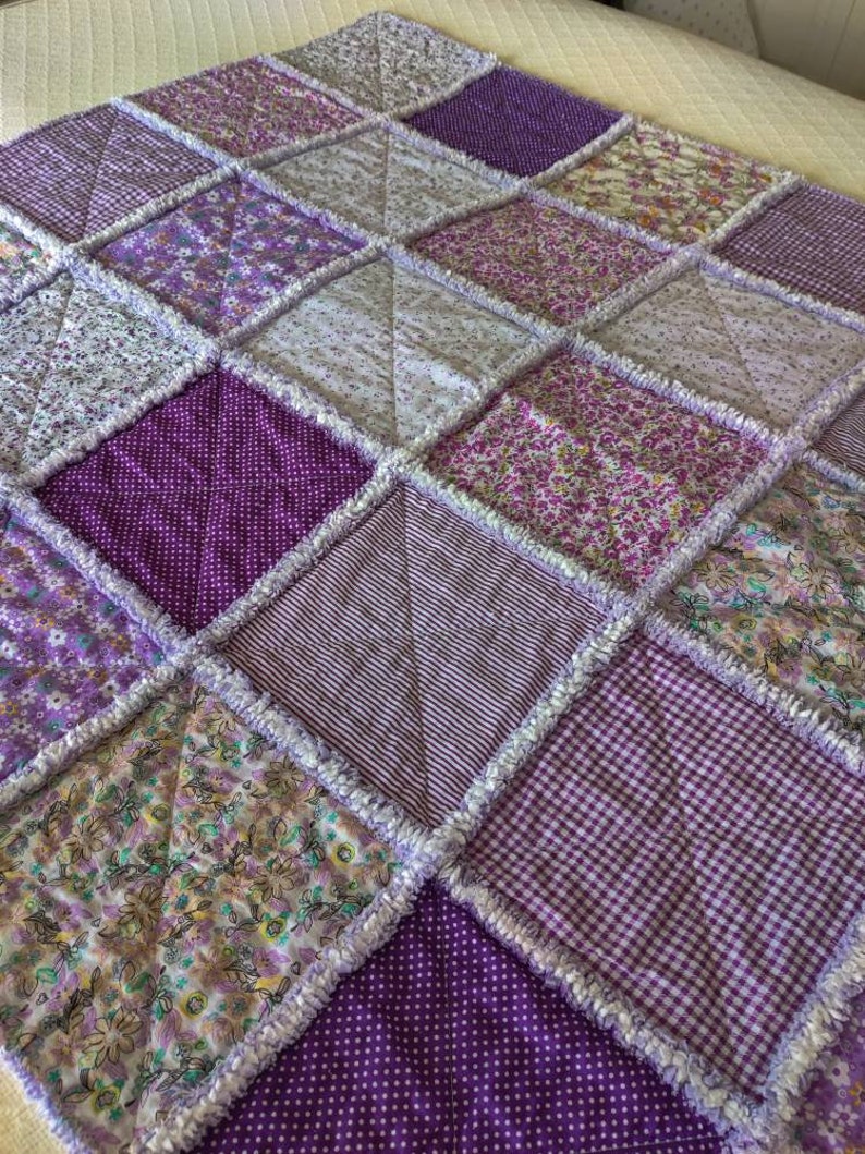 Purple Rag Design Purple and White Rag Quilt/random Pattern Purple Quilt/vintage Look Rag ...