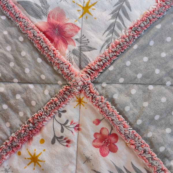 Grey, coral and white all flannel rag quilt