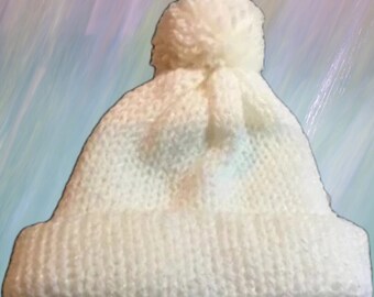 Handmade Colourful Knitted Pompom Bobble Hat Size Newborn - 3 Months H29