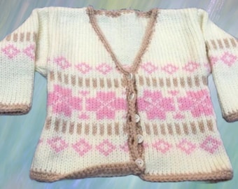 Fatto a mano Carino Design Bianco & Colorato Baby Cardigan Taglia 1-2 Anni 12-24 Mesi W28