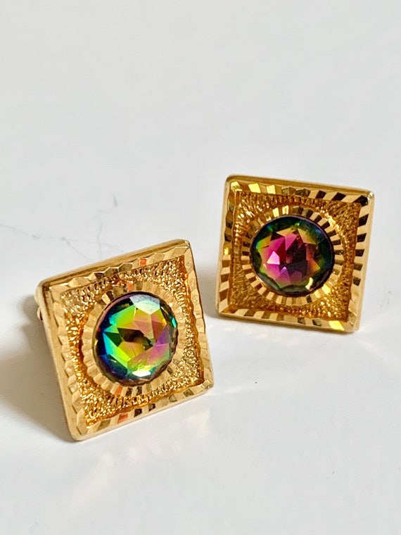 1960's Cufflinks ... Faceted Squares with Central 