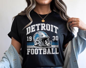 Detroit Vintage Football T-Shirt – Retro Helmet Graphic, Est. 1930 – Unisex Game Day Fan Tee
