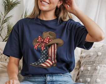 Maglietta o felpa da cowgirl patriottica, stivali da cowboy con bandiera americana e cappello con fiocco, maglietta country western USA, outfit da rodeo per il 4 luglio