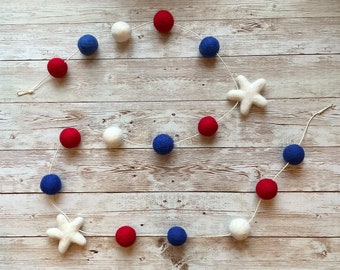 4th of July Garland, Red White and Blue, Stars and Stripes, American Flag Garland, Wool Pompoms, USA, Home Décor, Office Décor