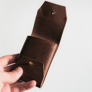 Cartera marrón minimalista sin costuras, tarjetero, cartera de bolsillo frontal, hecha a mano en Inglaterra imagen 6