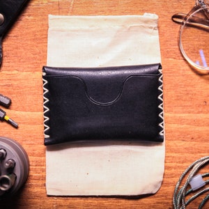 Black 2 pocket Leather Wallet, Card Holder, Minimalist Front pocket Wallet, hand made in England