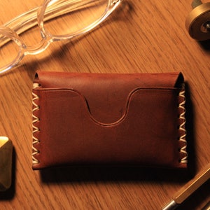 Cartera de cuero marrón de 2 bolsillos, tarjetero, cartera de bolsillo frontal minimalista, hecha a mano en Inglaterra imagen 8