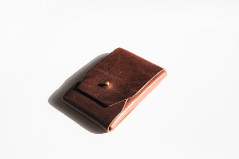 Cartera marrón minimalista sin costuras, tarjetero, cartera de bolsillo frontal, hecha a mano en Inglaterra imagen 3