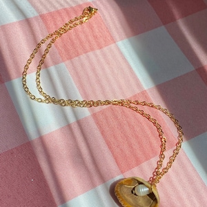 Seashell Necklace With Cultured Pearl, Handmade Beachy Jewelry with Real Shell and Pearl, Ocean Mermaid Siren Jewelry with Gold Plated Chain