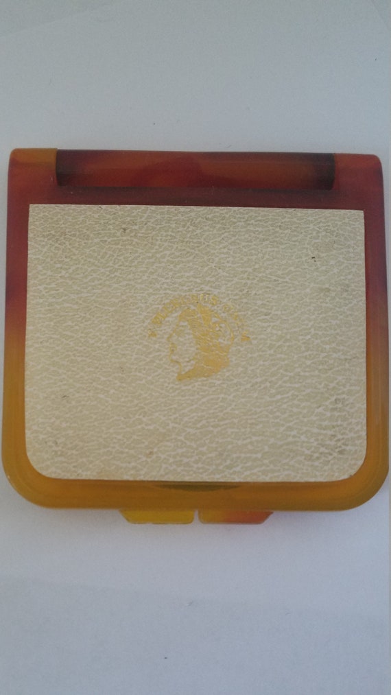 Lady Liberty compact mirror