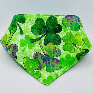 St. Patrick’s Day Clovers Snap-On Dog Bandana