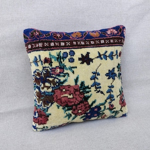 Turkish Rug Pillow, Handmade Rug Pillow, Kilim Pillow Cover, Cushion Cover, Sofa pillow, 16x16 Pillow, Couch Pillow, Boho Pillow