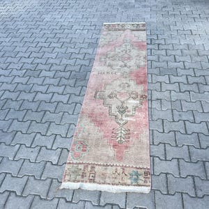 Turkish Rug 
Vintage Rug
Vintage Runner
Oriental Runner Rug 
Kitchen Runner Rug 
Turkish Runners 
Stair Runner Rugs 
Rug for Kitchen 
Wool Runner
Custom Rug
Long Rug 
Woven Rug 
Rustic Home Decor 
Boho Farmhouse Decor
Ethnic Decor