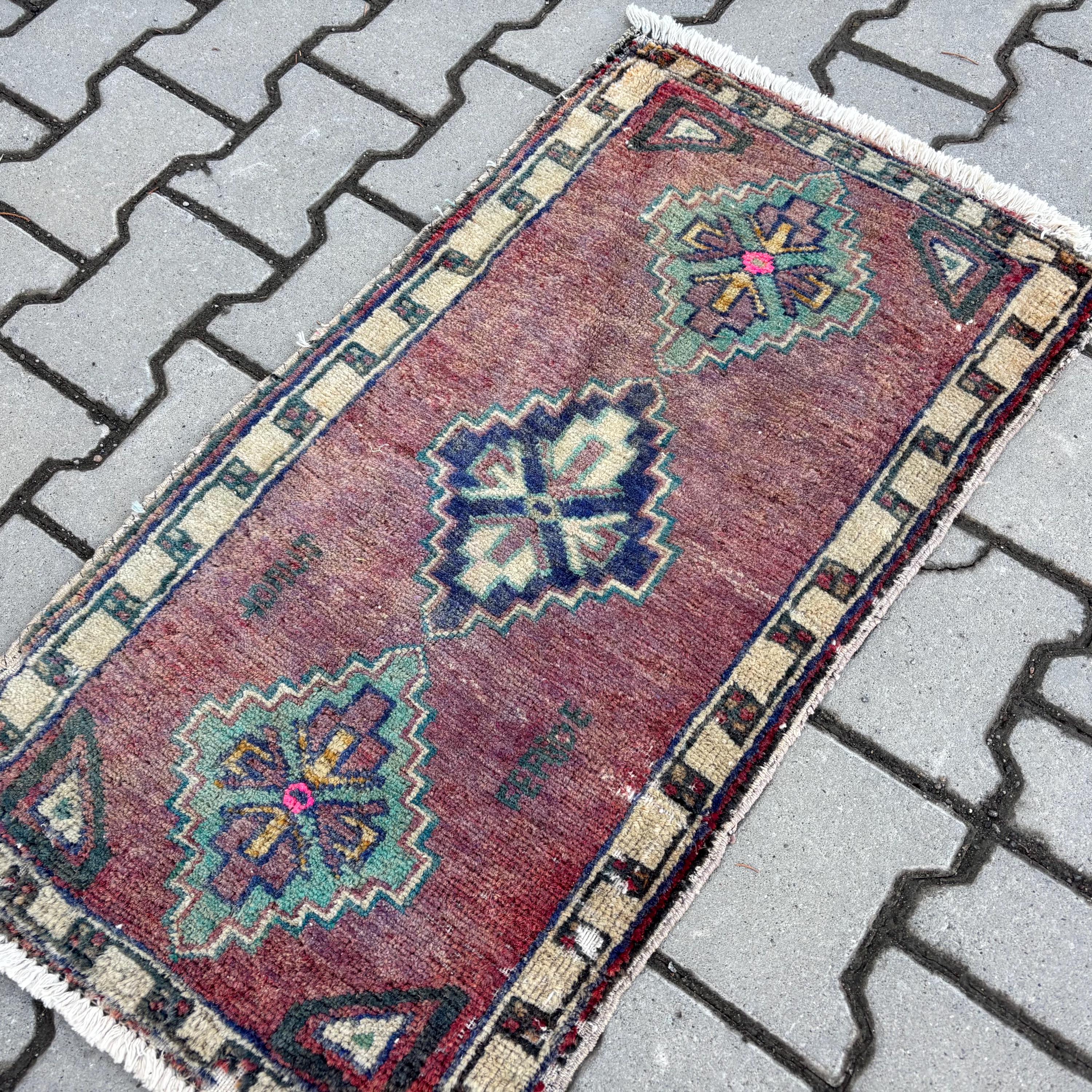 Small Turkish Rug, Vintage Doormat Rug, Ethnic Doormat Rug, 1.7x3