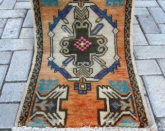 klein vintage tapijt, etnisch klein tapijt, slaapkamertapijt, oosters tapijt, minitapijt, bohowollen tapijt, deurmattapijt, oushak-tapijt, badtapijt, paars klein tapijt