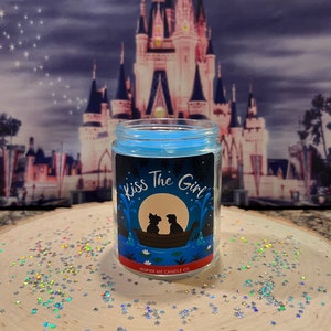 Kiss The Girl Candle-THE LITTLE MERMAID Candle-Ariel And Prince Eric-Sebastian-Disney Candle-Disney Princess-Home Decor Disney-Gift For Her