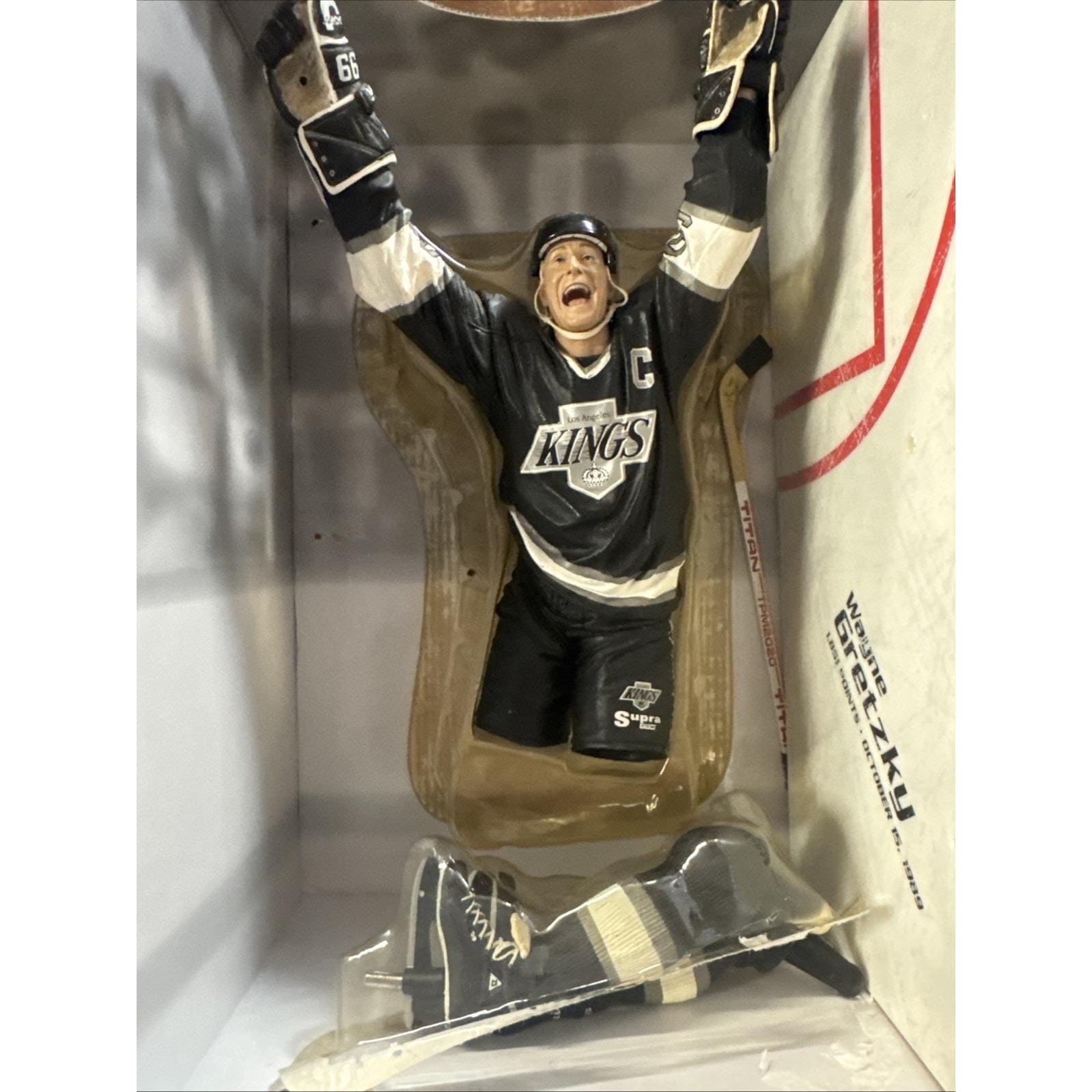 Wayne gretzky figure - Etsy 日本