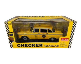 迫力満点‼️KING YELLOW CAB 1/18スケール Diecast model cars Checker Taxi 1/18 Sun Star los angeles
