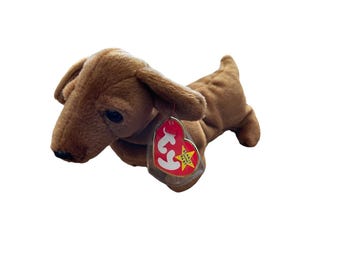 TY Beanie Babies Weenie the Weiner Dog Plush Toy Stuffed Animal