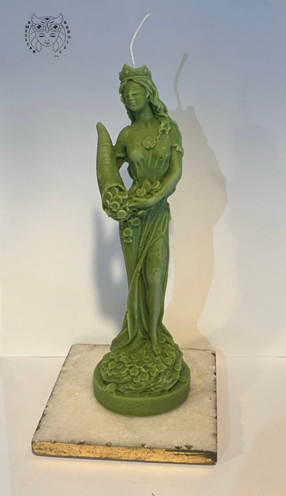 Fortuna Goddess Scented Candle / Fortuna Goddess Statue