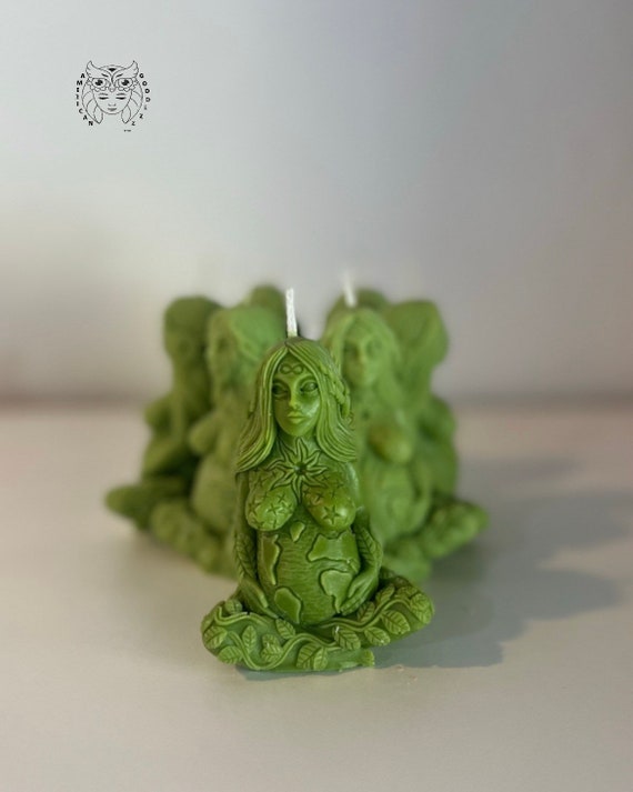 Mother Earth / Gaia Goddess Scented Candle