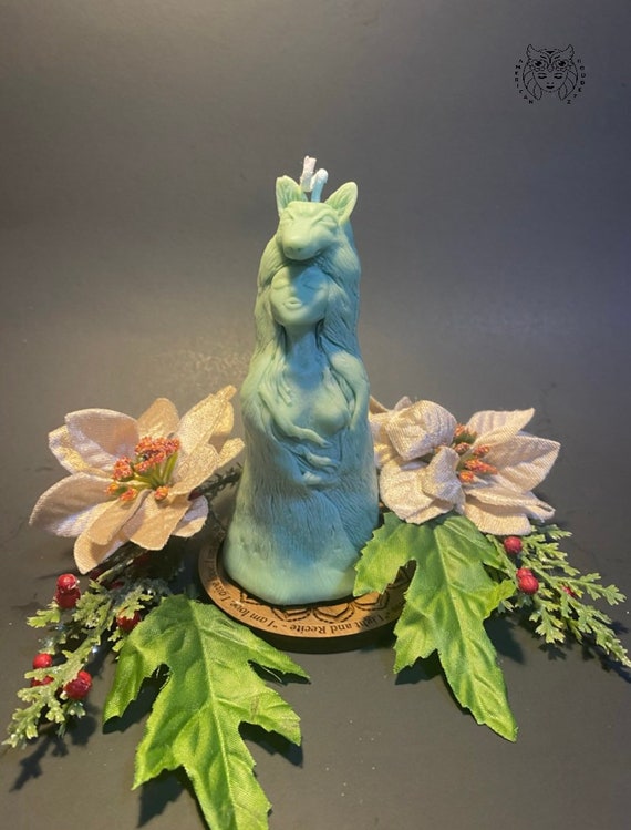 Lady Wolf Scented Candle
