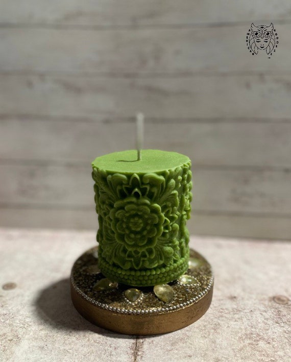 Beeswax Pillar Candle / Natural Aroma / Housewarming Gift