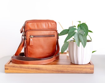 Sac à bandoulière en cuir marron : sacoche à bandoulière pour homme