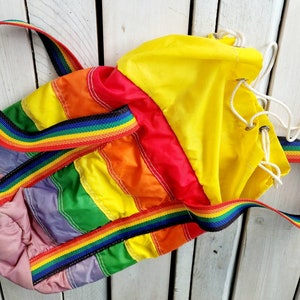Vintage Colorful Rainbow Cooler Duffle Tote Beach Bag. Beautiful Beach drink sack.