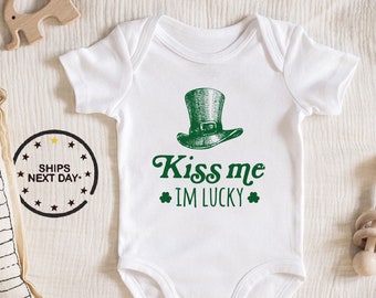 St. Patrick&#39;s Day Baby Bodysuit Baby boy girl unisex Clothes New pregnancy announcement baby shower gift idea Bodysuit 195