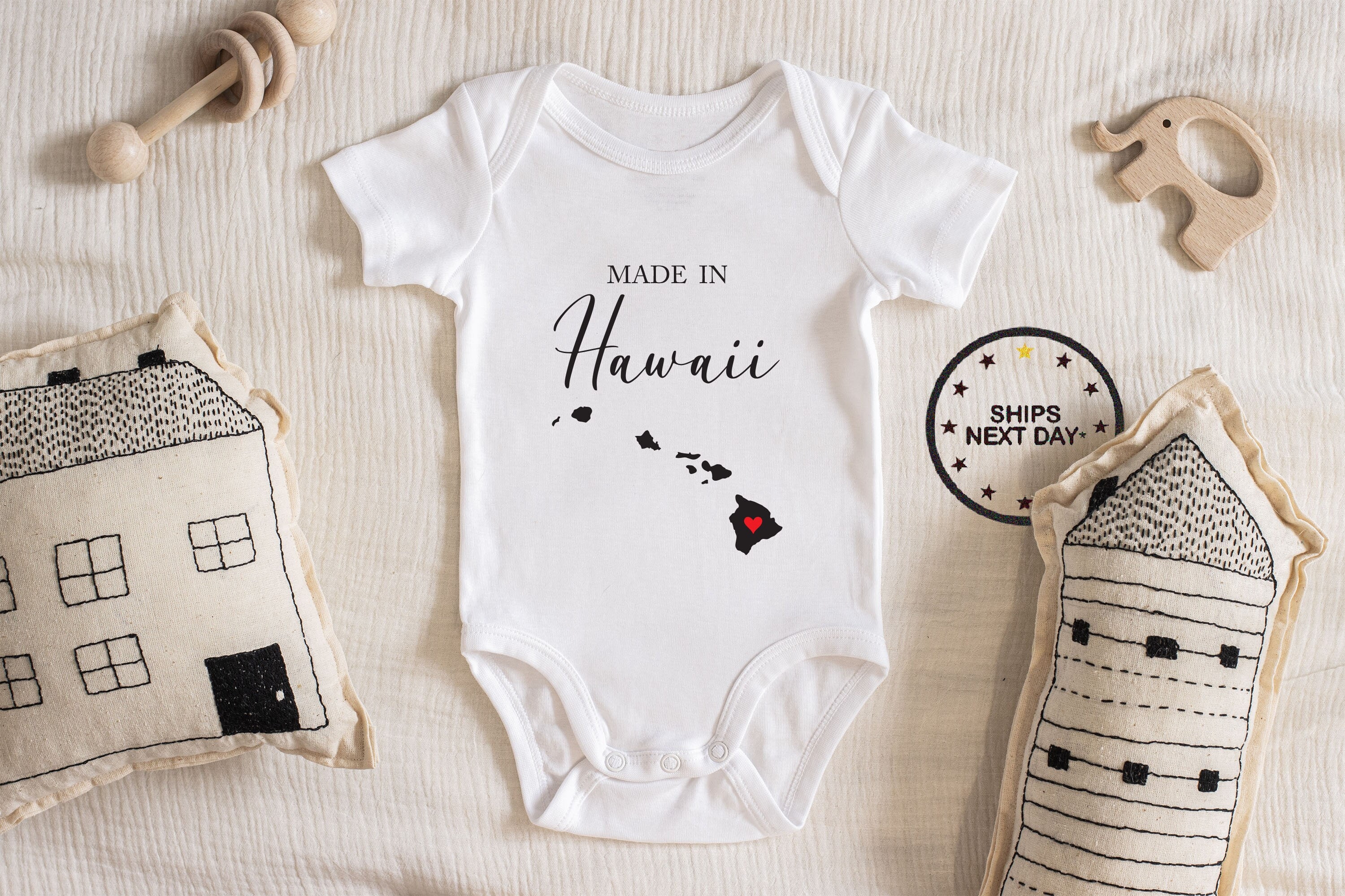  Creative Knitwear University of Hawaii Baby Bodysuit: Clothing,  Shoes & Jewelry