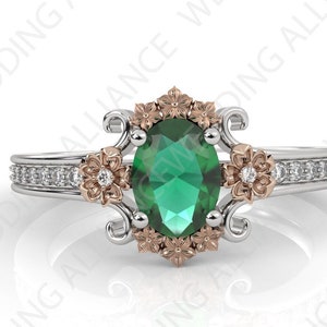 Emerald Flower Engagement Ring , 14K Gold Emerald Wedding Ring , Emerald Vintage Ring , Stylish Flower Bridal Ring , Proposal Ring