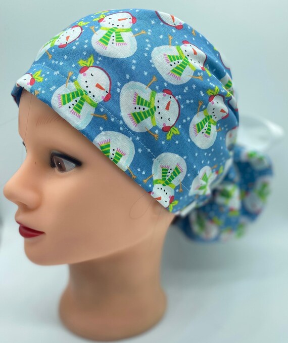 Snowman Euro scrub cap, Christmas scrub cap with buttons, holiday scrub cap, Christmas scrub hat, winter hat, nurses euro scrub cap,