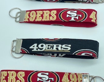 49ers key fob, 49ers keyring, sports key fob, football key wristlet, 49ers wristlet, 49ers keychain, gift for dad, gift for men