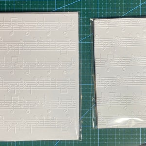 Kaart, versieringen, achtergronden, kaartbenodigdheden, gekleurde kaart, knutselen, scrapbooking, kaarten maken, benodigdheden, knutselen