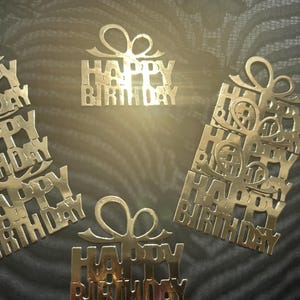 Feliz aniversário, ouro espelhado, enfeite, artesanato, scrapbooking, confecção de cartões, cartões, aniversário,